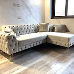 Al Chiaro Di Luna